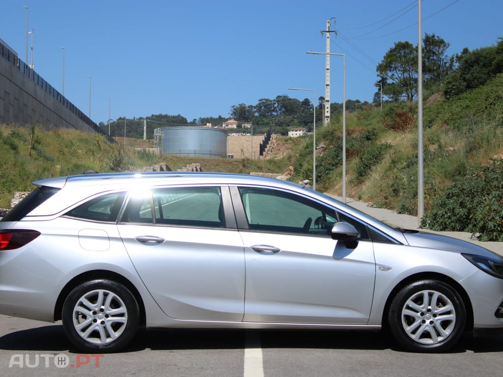 Opel Astra Sports Tourer 1.5 D S&S Business Edition