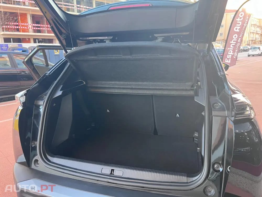 Peugeot 2008 1.2 PureTech Style