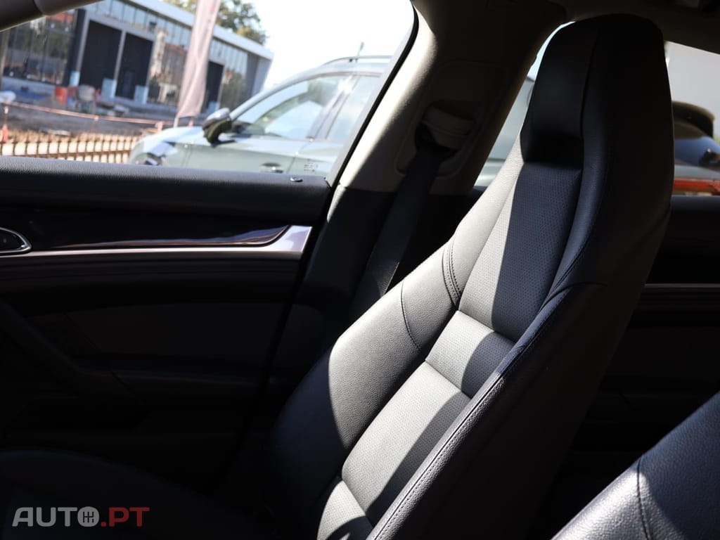 Porsche Panamera S e-Hybrid
