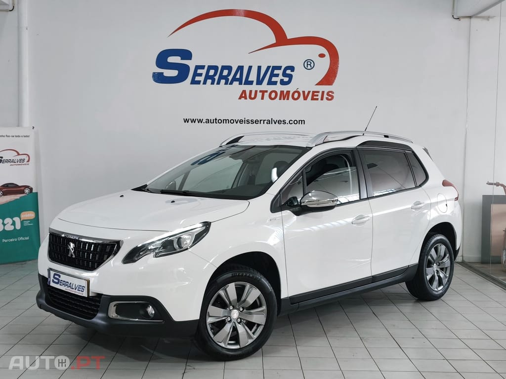 Peugeot 2008 1.2 PureTech Style