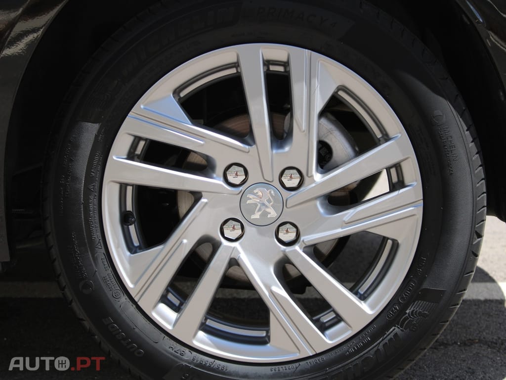 Peugeot 208 1.2 PureTech Allure