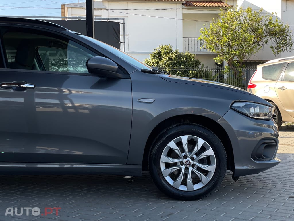 Fiat Tipo 1.3 M-Jet Lounge