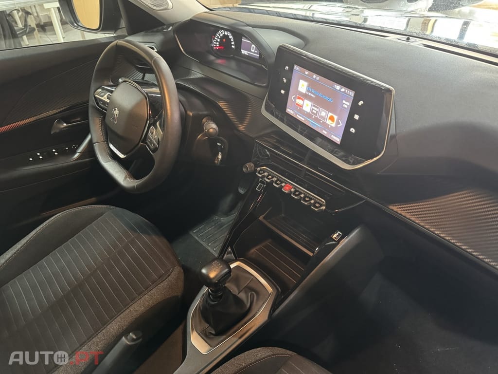 Peugeot 2008 1.2 PureTech Active Pack