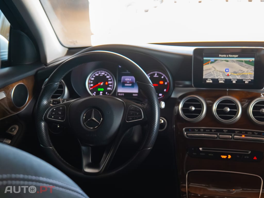 Mercedes-Benz GLC 220 d 4Matic 9G-TRONIC