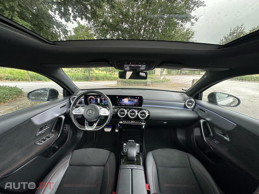 Mercedes-Benz A 250 e AMG Line