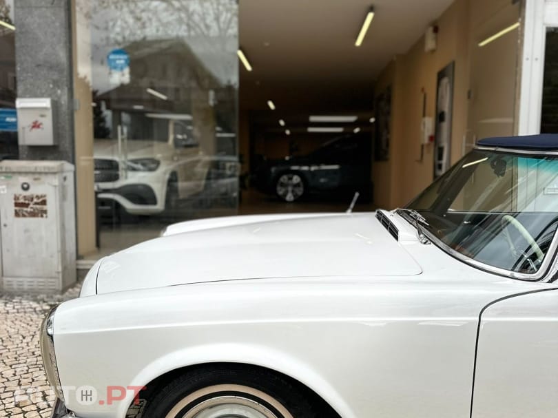 Mercedes-Benz SL 230 Pagode