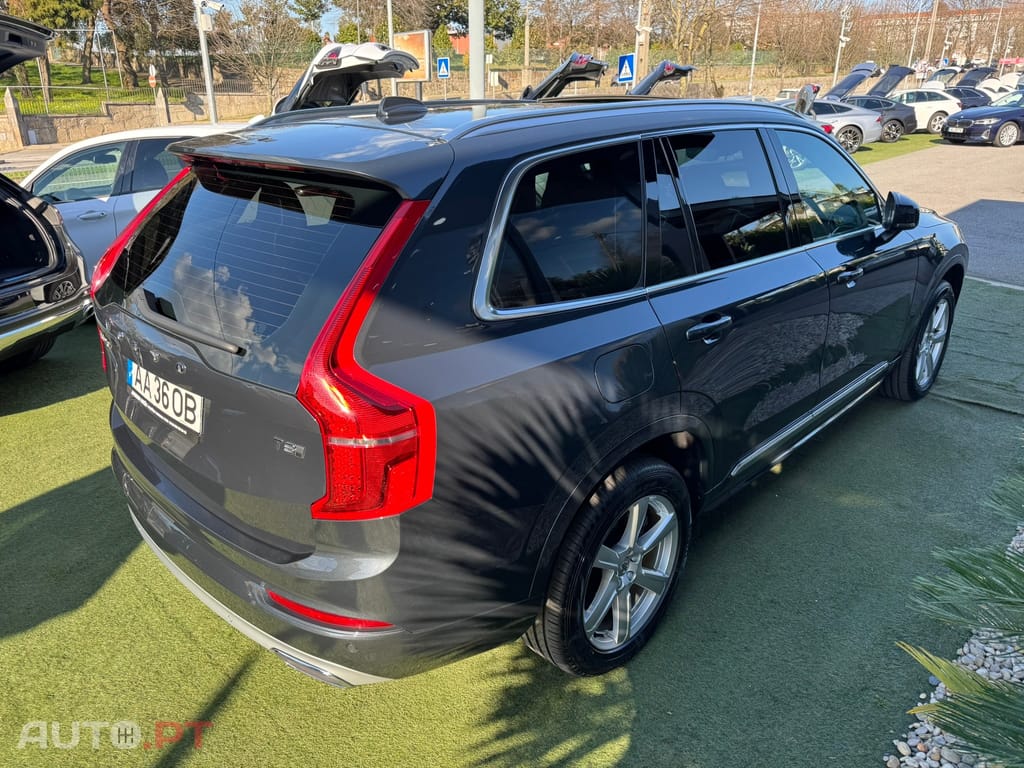 Volvo XC90 2.0 T8 PHEV Inscription Expression AWD