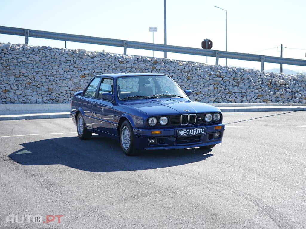BMW 320 iS
