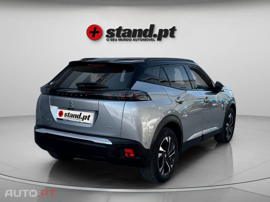 Peugeot E-2008 GT+