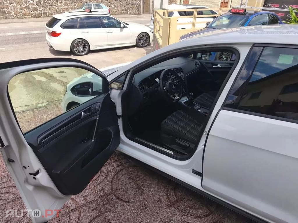 Volkswagen Golf 2.0 TDi GTD