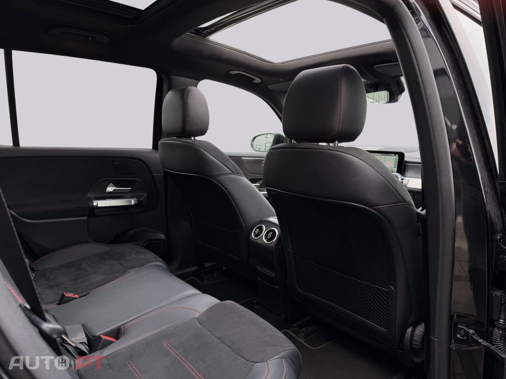 Mercedes-Benz EQB 250 AMG Line