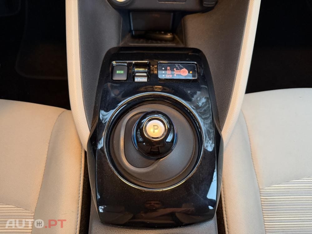 Nissan Leaf N-Connecta Full Led