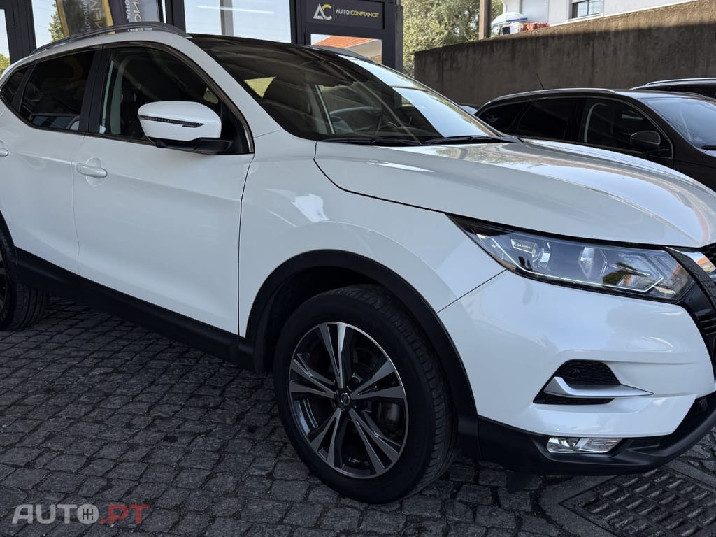 Nissan Qashqai 1.2 DIG-T N-Connecta