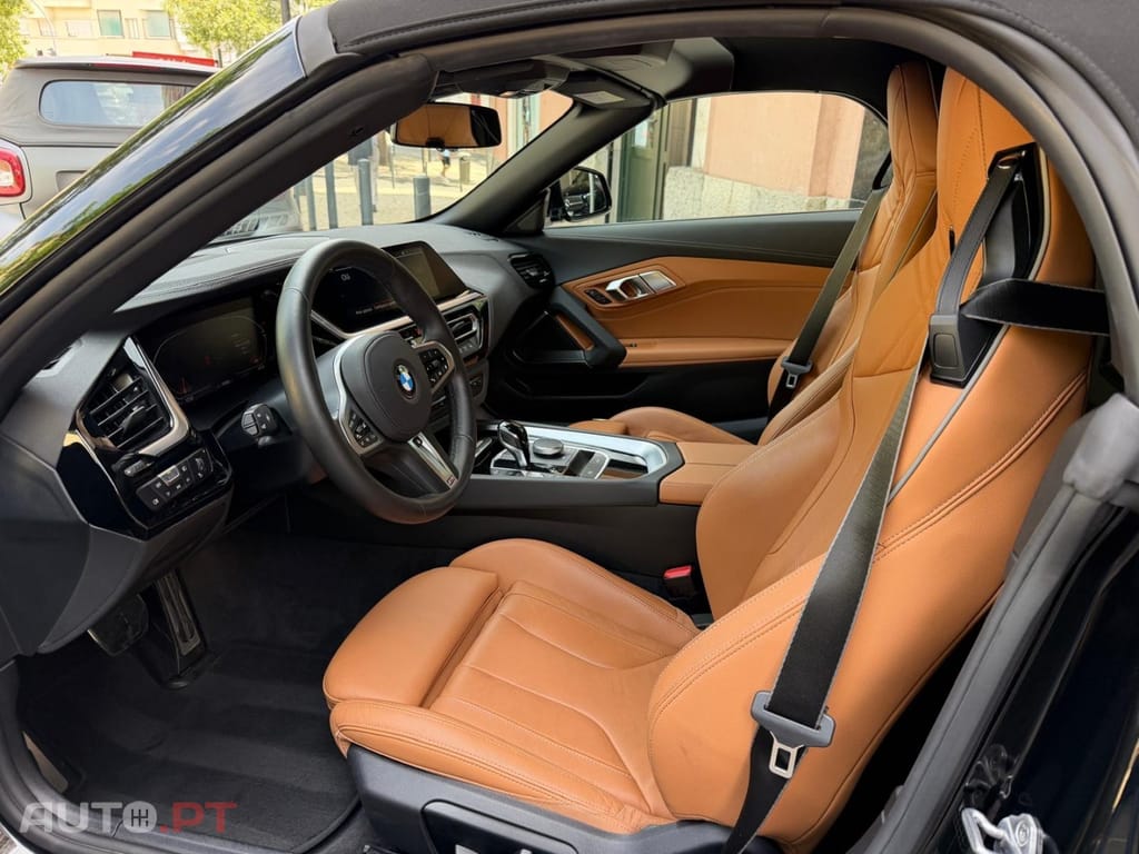 BMW Z4 SDrive20i Aut — fotografia 18