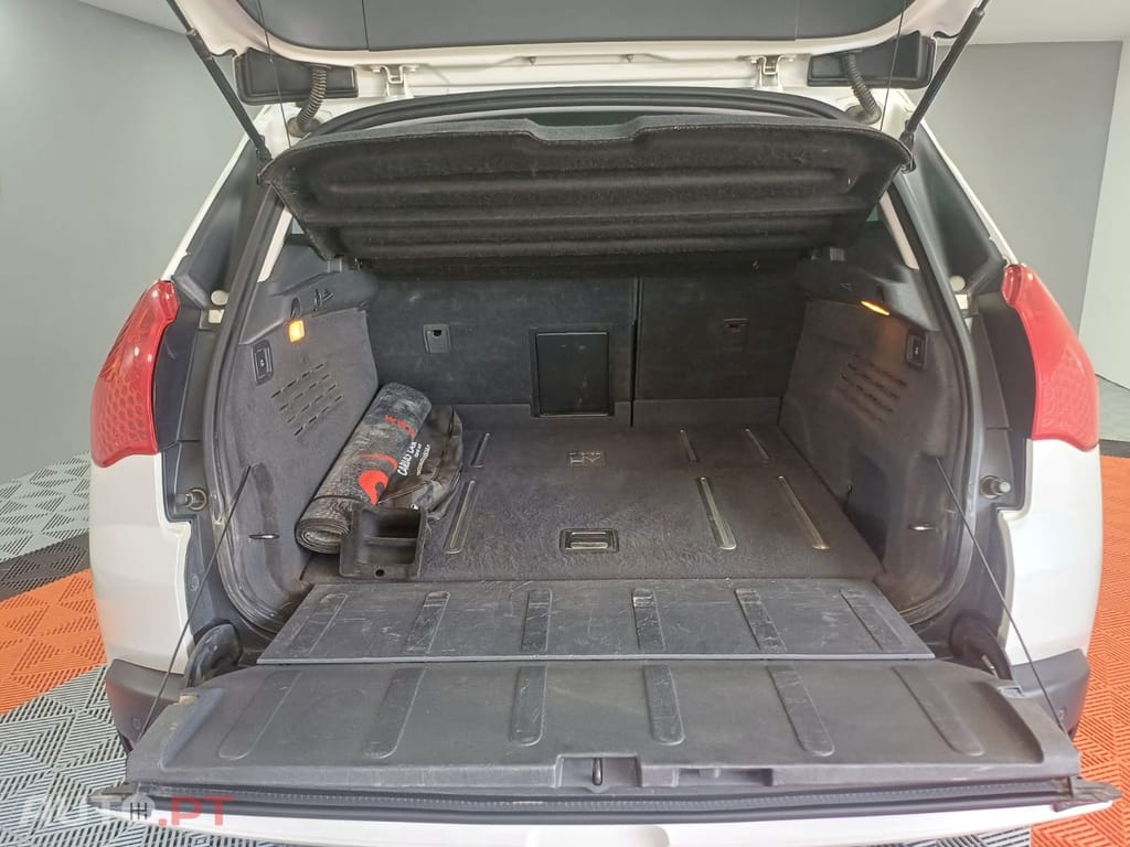 Peugeot 3008 2.0 HDi Hybrid4