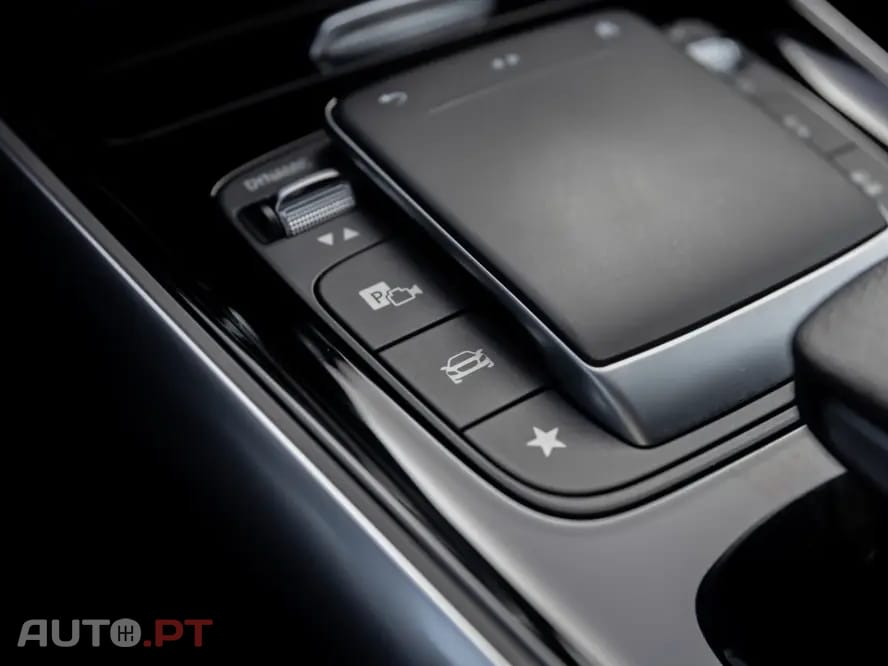 Mercedes-Benz EQA 250 AMG Line