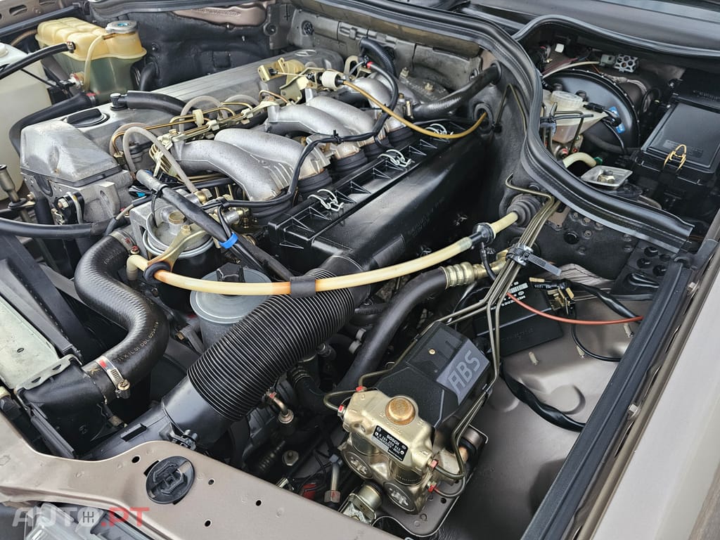 Mercedes-Benz 300 D
