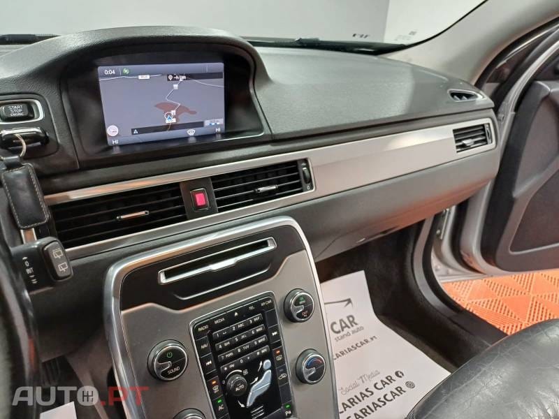Volvo XC70 2.0 D4 Momentum Geartronic
