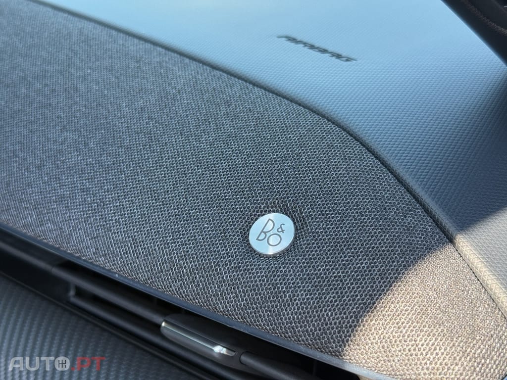 Ford Mustang Mach-E AWD PREMIUM