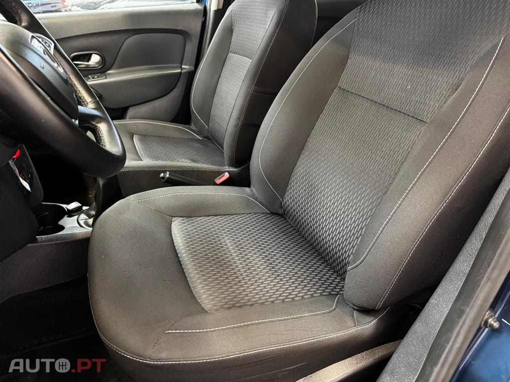 Dacia Sandero 1.0 SCe Essential