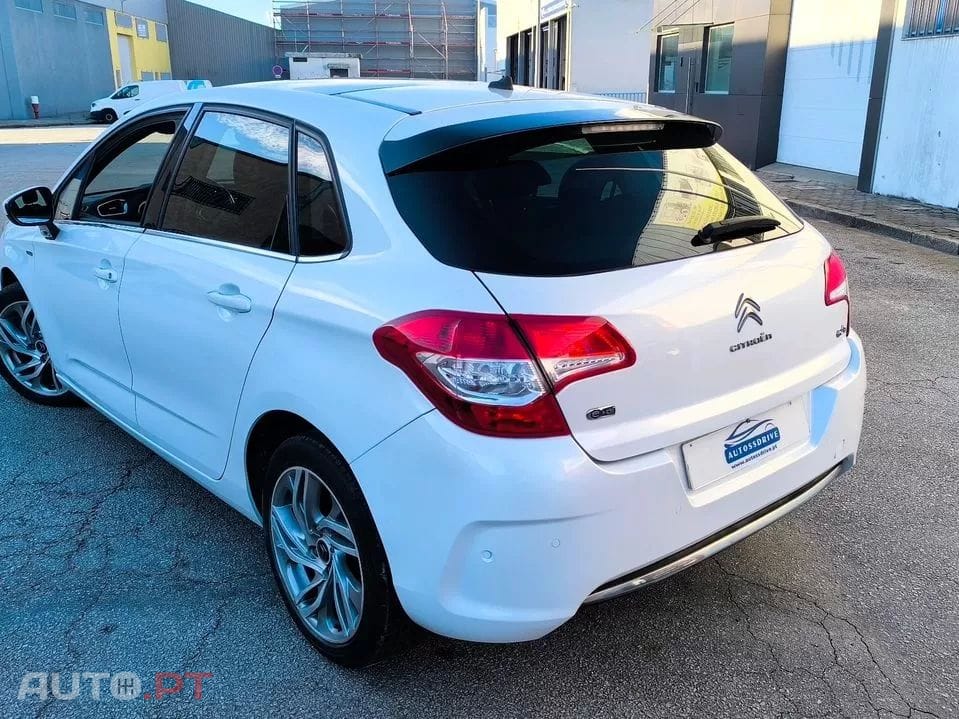 Citroen C4 1.6 e-HDi Exclusive J17 CMP6