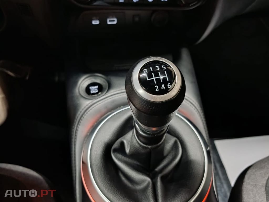 Nissan Juke 1.0 DIG-T N-CONNECTA