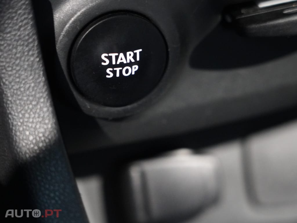 Renault Clio Sport Tourer 0.9 TCe Limited
