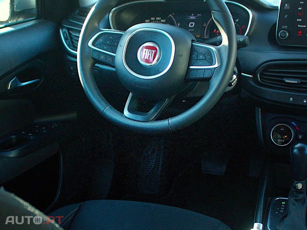 Fiat Tipo 1.6 M-Jet Lounge DCT