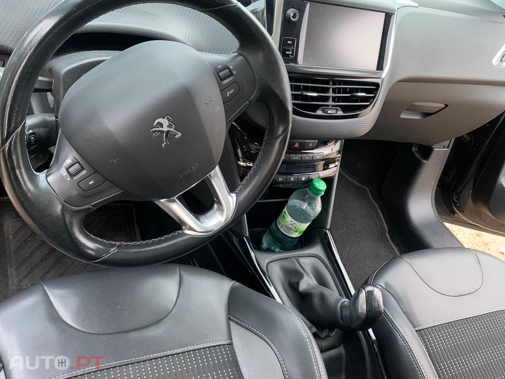 Peugeot 2008 PureTech