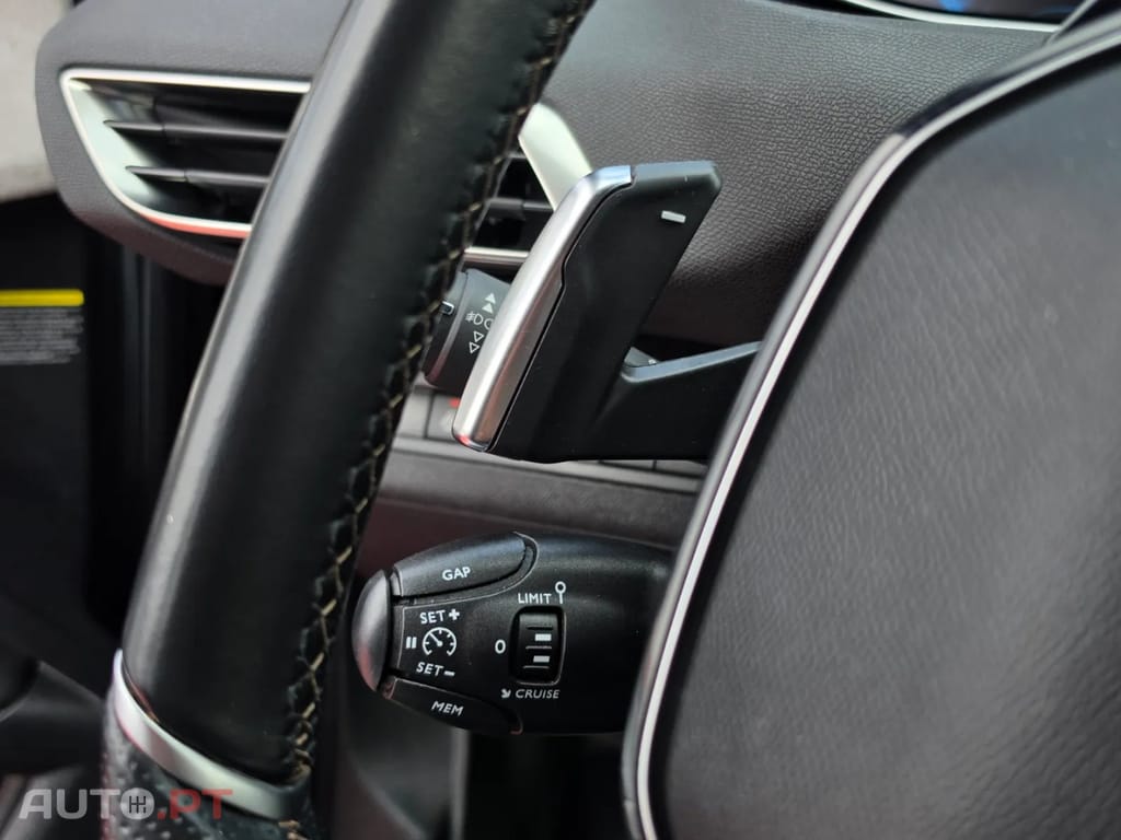 Peugeot 3008 1.6 Hybrid GT e-EAT8