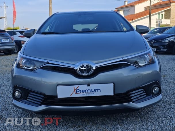 Toyota Auris 1.4 D-4D Exclusive