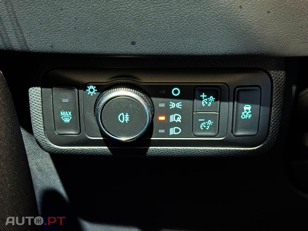 Ford Mustang Mach-E AWD PREMIUM
