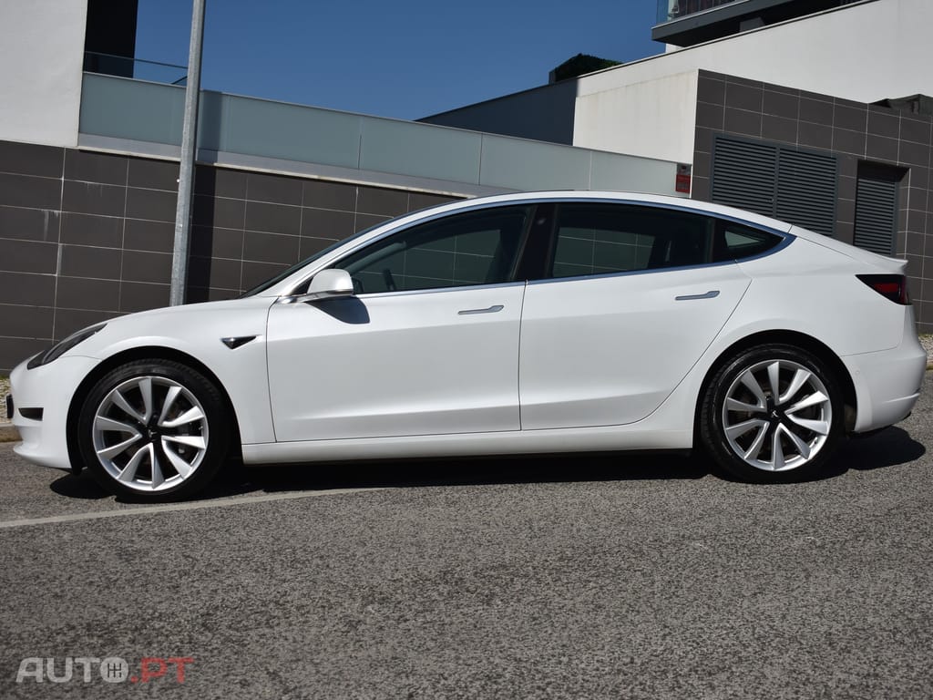 Tesla Model 3 Standard RWD Plus