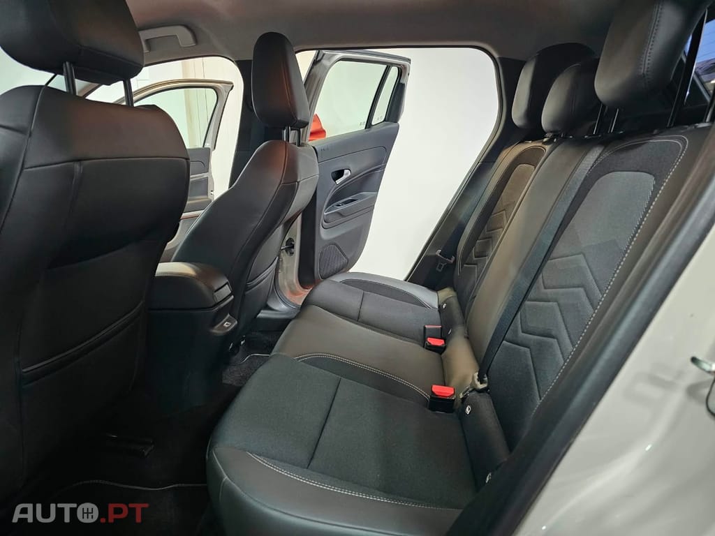 Jeep Avenger 1.2 GSE T3 Altitude