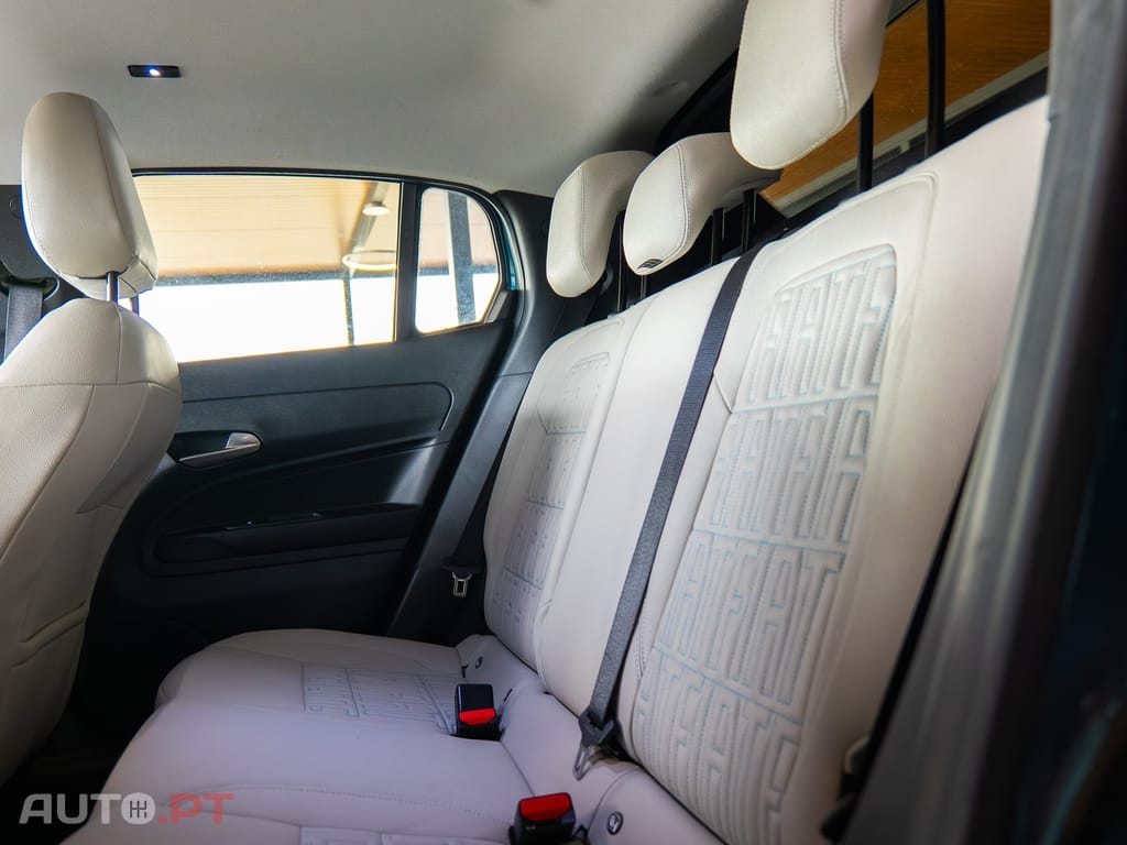 Fiat 600 1.2 Hybrid La Prima