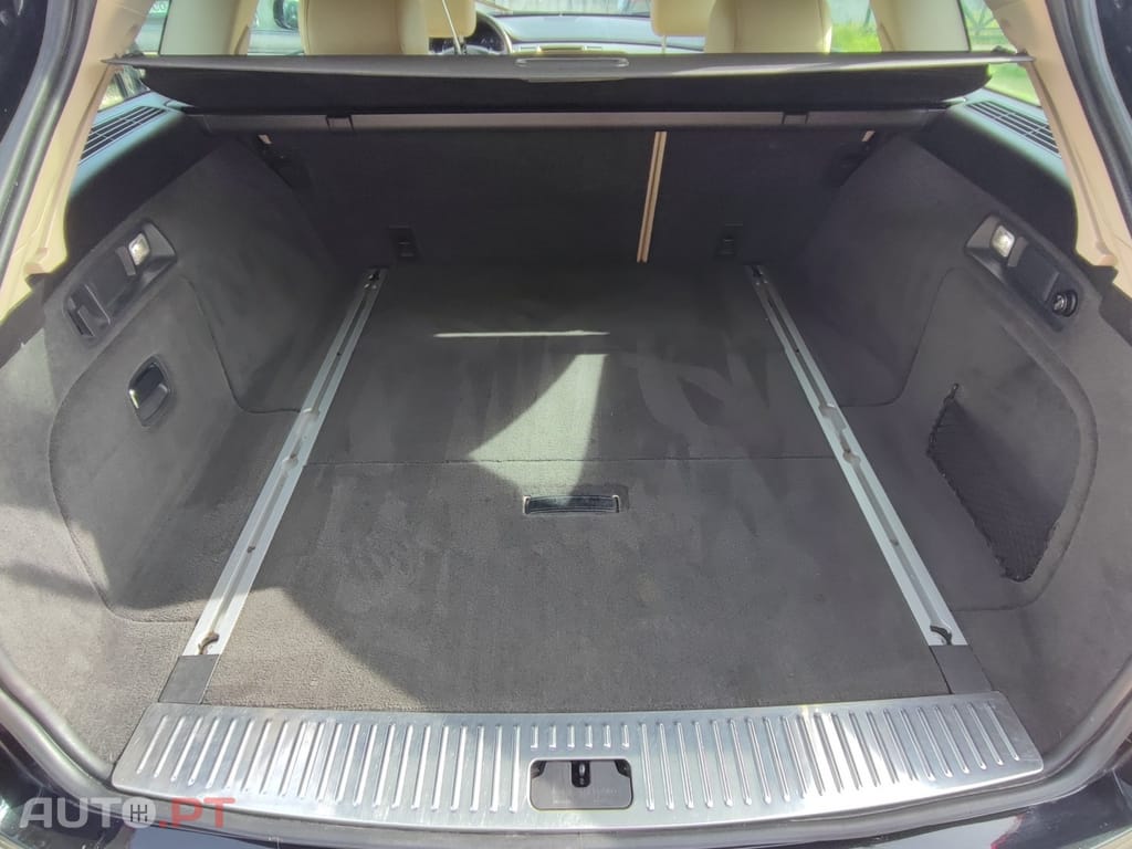 Jaguar XF 2.2 D Luxury 139g