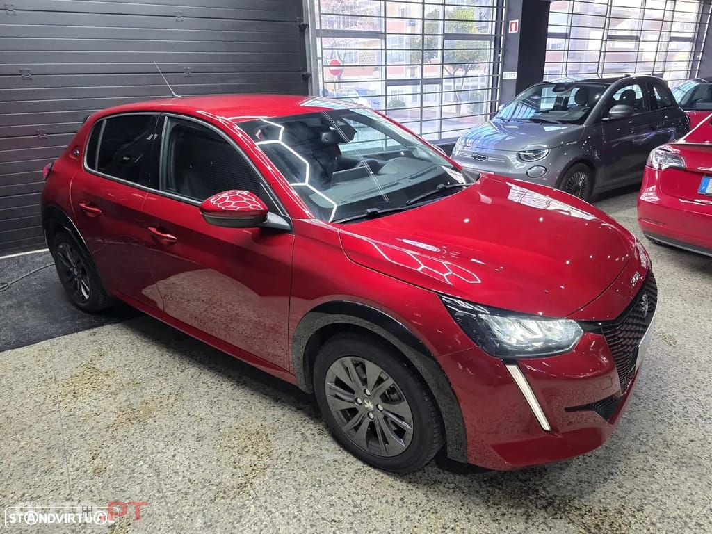 Peugeot E-208 50 kWh Allure Pack