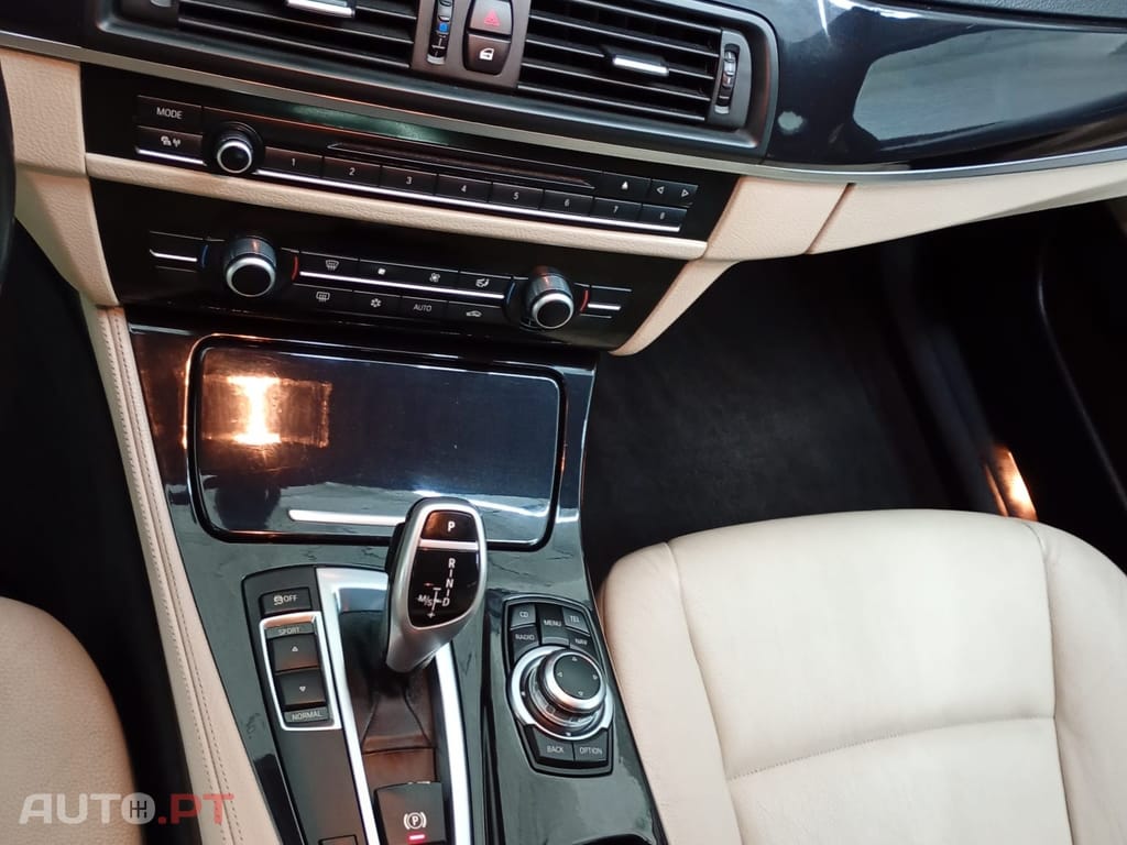 BMW 520 d xDrive Line Luxury Auto