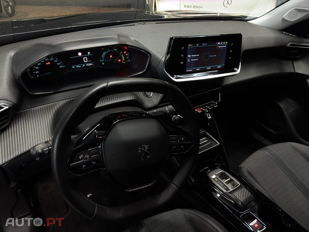 Peugeot E-208 50 kWh Allure Pack