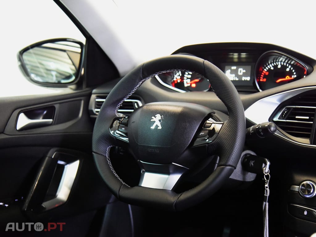 Peugeot 308 SW 1.6 BlueHDi Allure