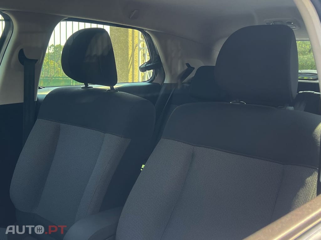 Citroen C4 Cactus SHINE 1.6 e-HDI