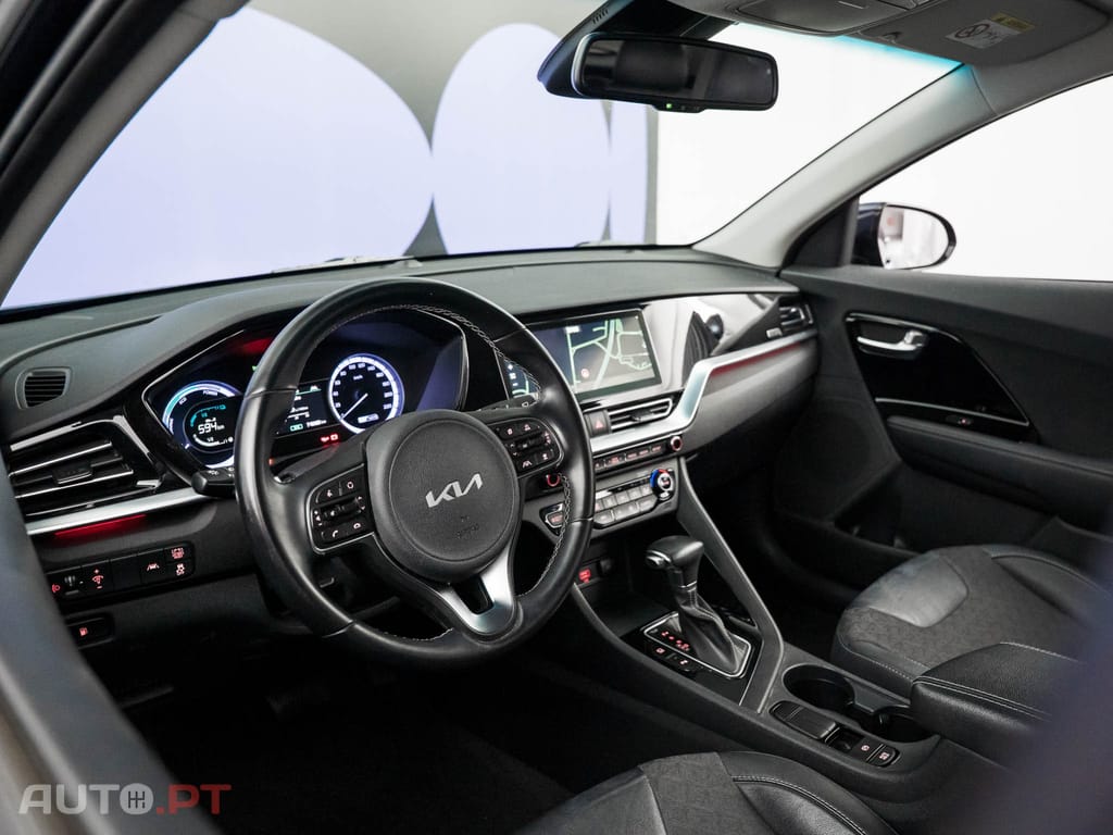 Kia Niro 1.6 GDi HEV Drive