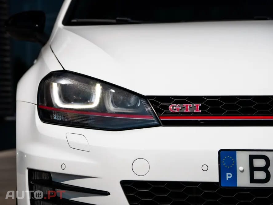 Volkswagen Golf 2.0 TSi GTi DSG Performance