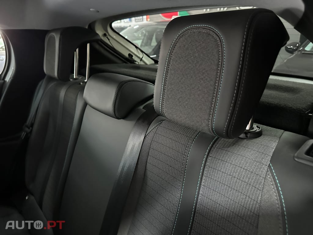 Peugeot 208 1.2 PureTech Allure Pack