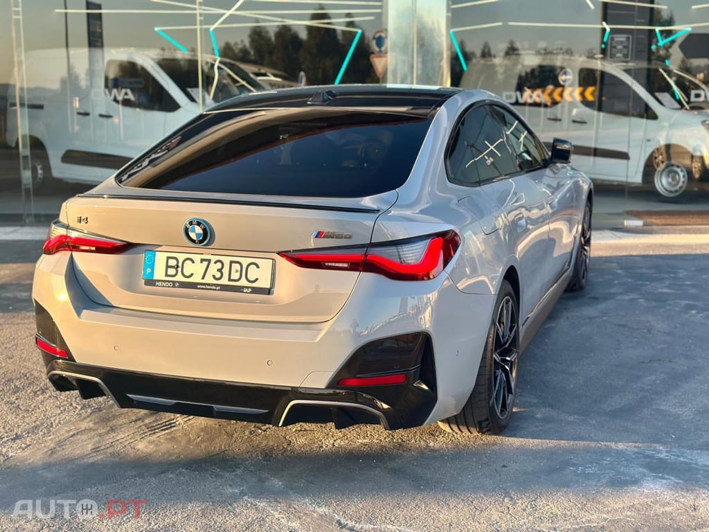 BMW i4 M50 pack Desportivo M PRO