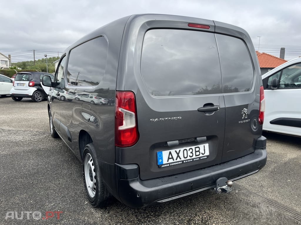 Peugeot Partner 1.5 BlueHDi Pemium Longa