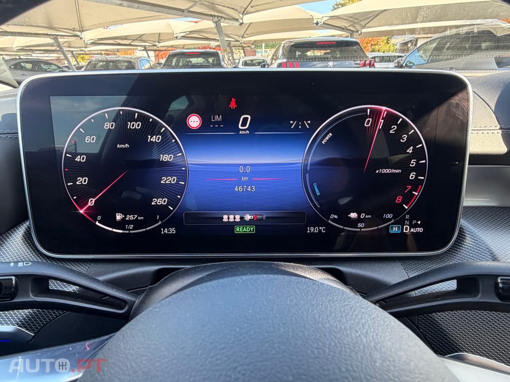 Mercedes-Benz C 300 e AMG Line