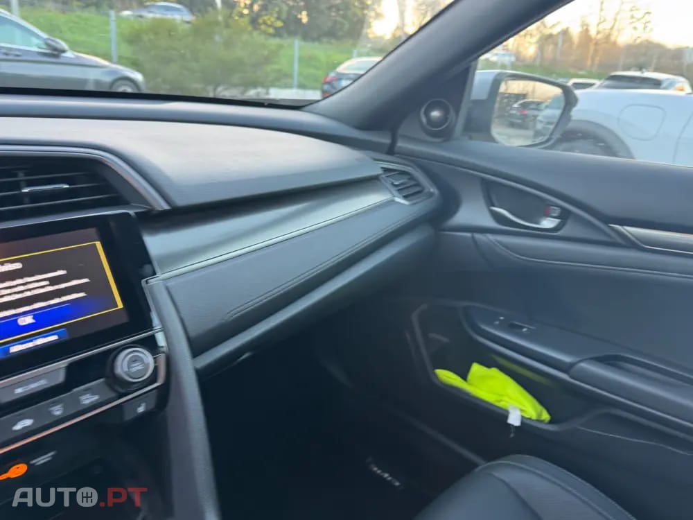 Honda Civic 1.0 i-VTEC Executive Premium