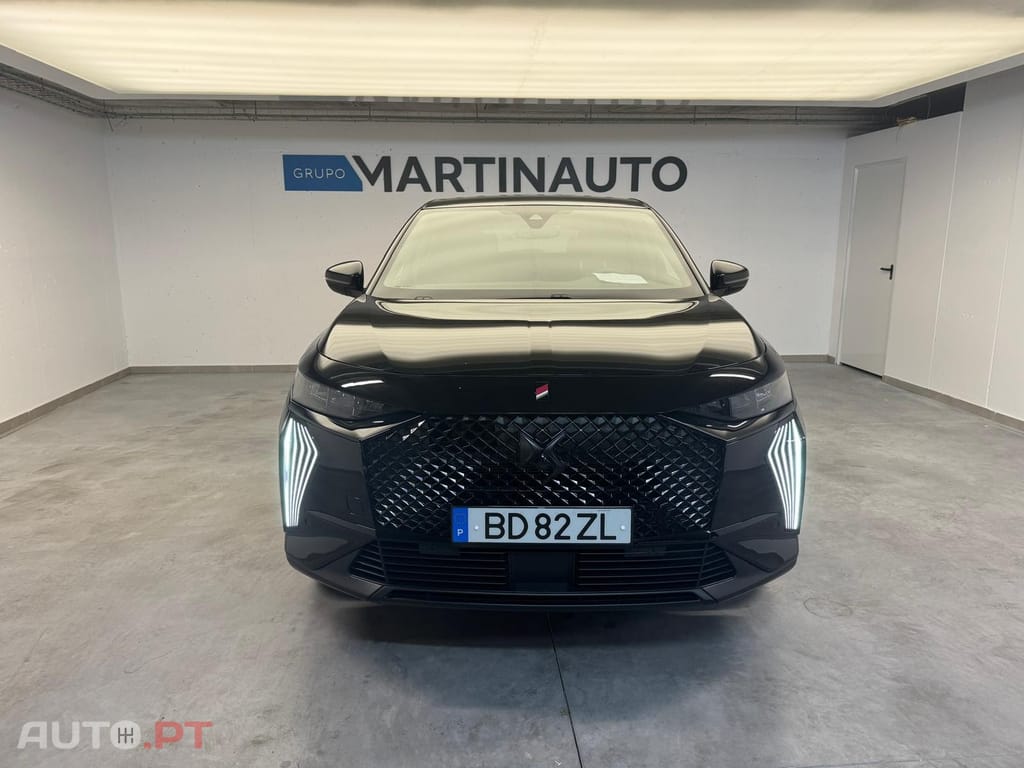 DS DS7 E-Tense Performance Line EAT8