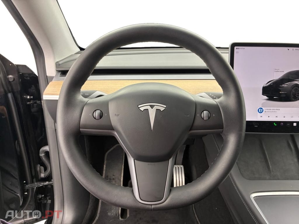 Tesla Model Y Performance Dual Motor AWD